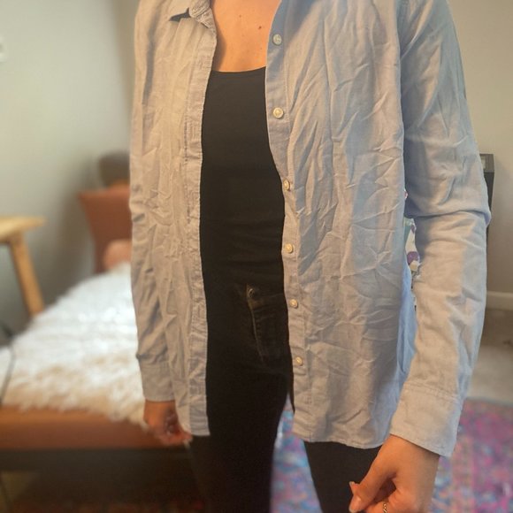 Gap Button Up - Picture 3 of 3